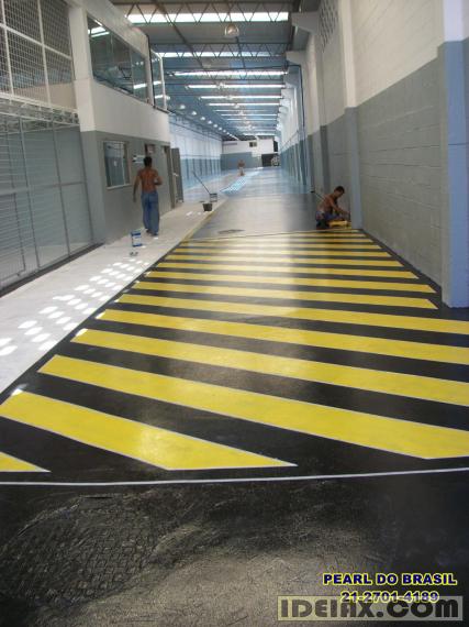 Pintura De Pisos Em Epóxi Garagens Galpões Empresas